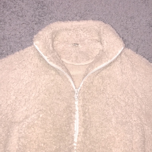 Garage Soft zip-up Teddy Jacket. New Never Used - Picture 3 of 4